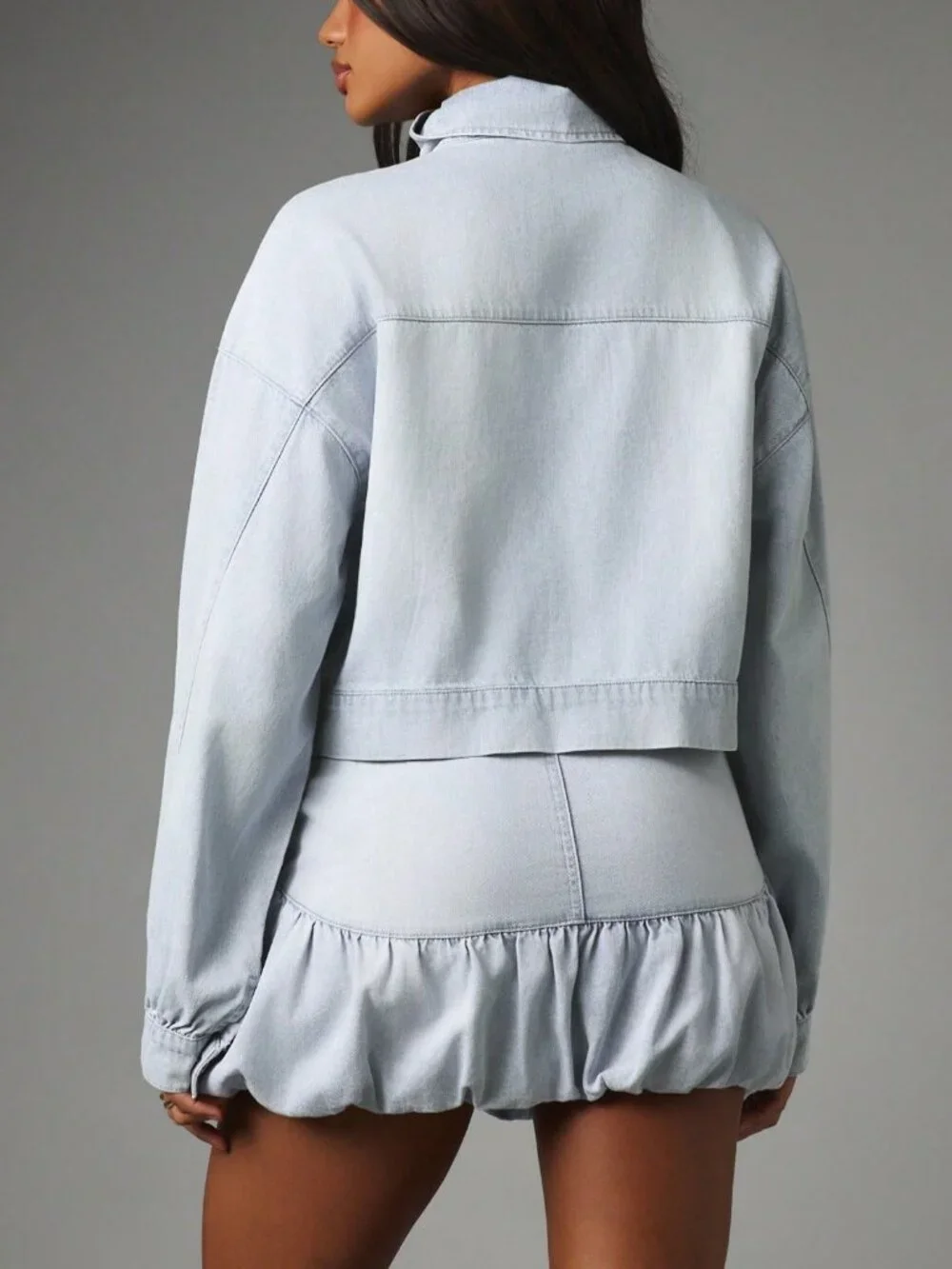 Light Wash Cropped Women's Denim Jacket Funnel Collar Zip Sleeves Oversized